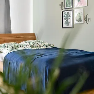 Ruhige Oase In Der Naehe Von Parkanlage Und Krankenhaus , Graz Österreich